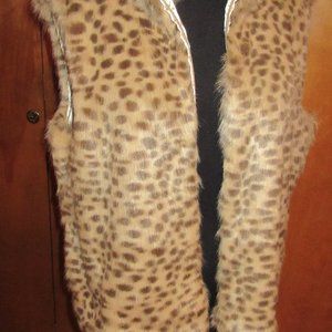 Light Leopard VEST Siberian Fur   Isabellas Journey  S/M  with tag